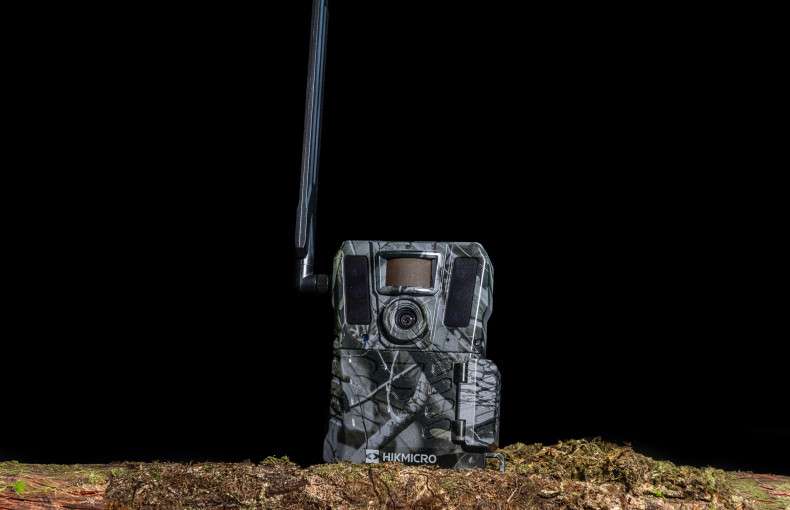 HikMicro M15 Wildlife Camera 4G Enabled Trail Camera