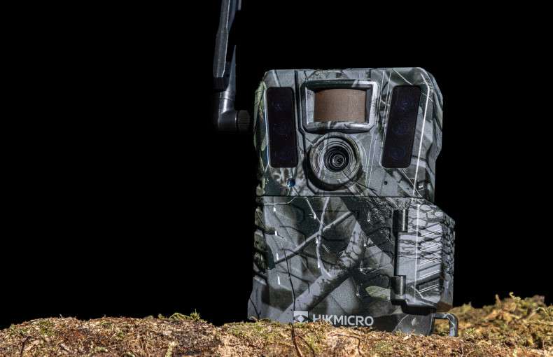 HikMicro M15 Wildlife Camera 4G Enabled Trail Camera