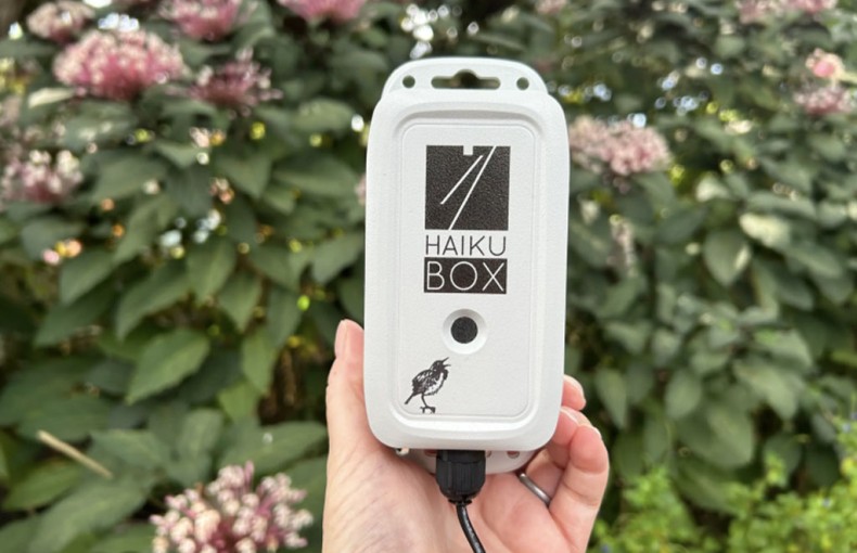 Haikubox Bird Call Identifier and Bird Song Recognition