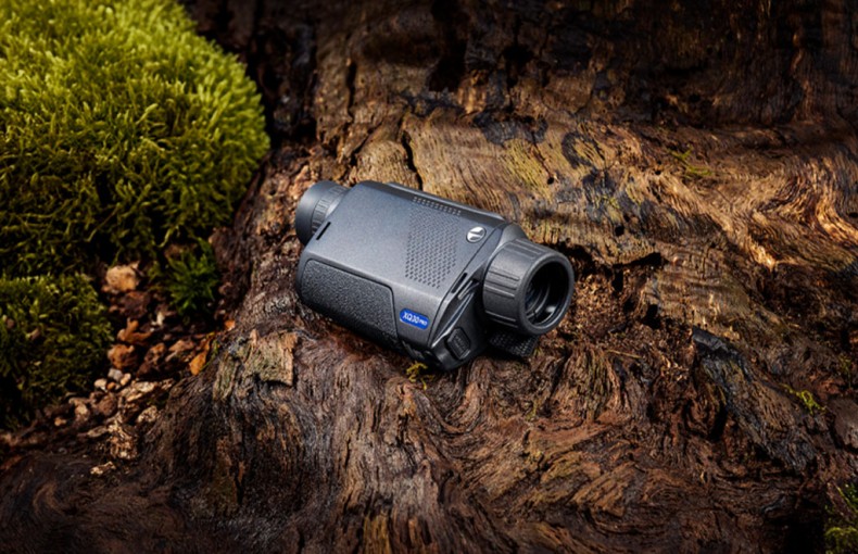 Pulsar Axion XQ30 PRO Hand Held Thermal Imager